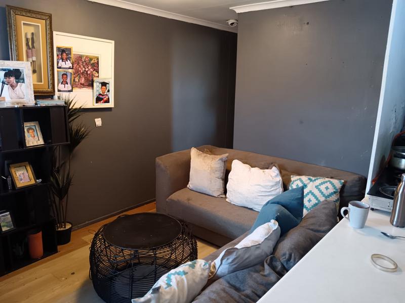 2 Bedroom Property for Sale in Phoenix Western Cape